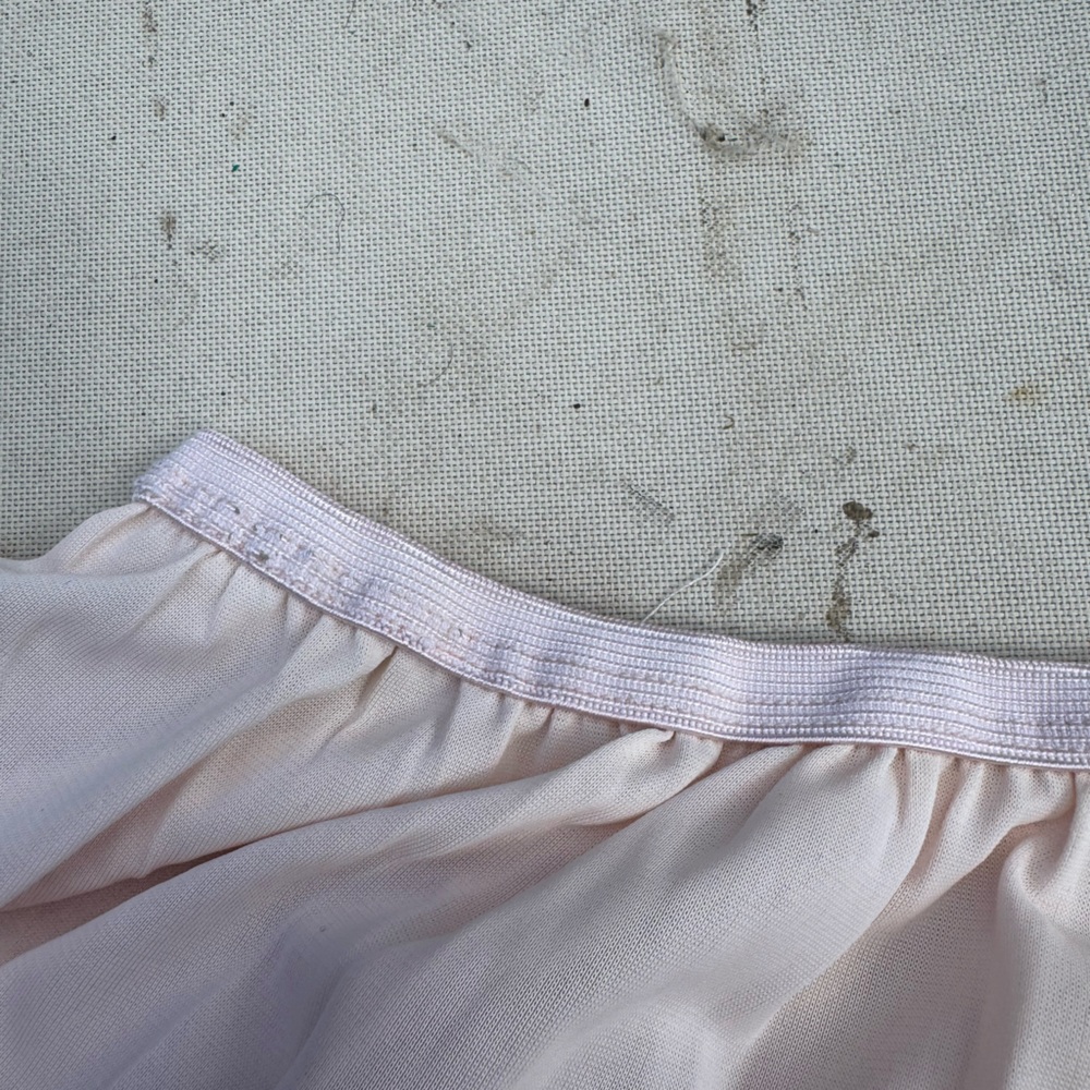 Vintage Avian Half Slip - Picture 11 of 14